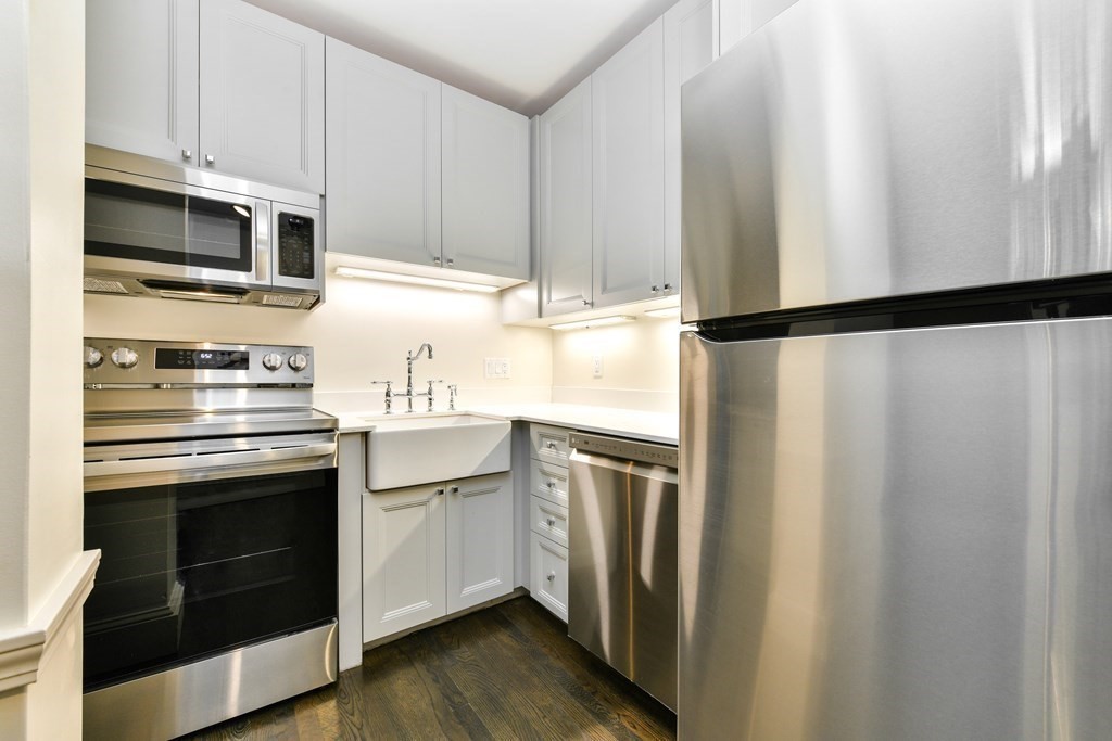 9 Dana St # 36