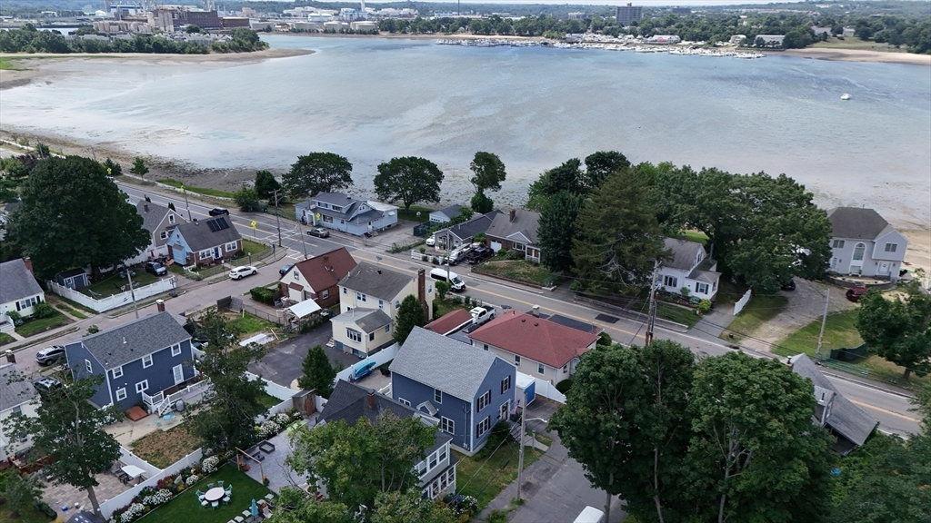 7 Brockton Ave