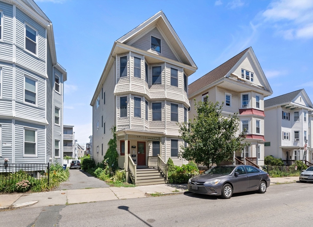 62 Romsey Street # 2
