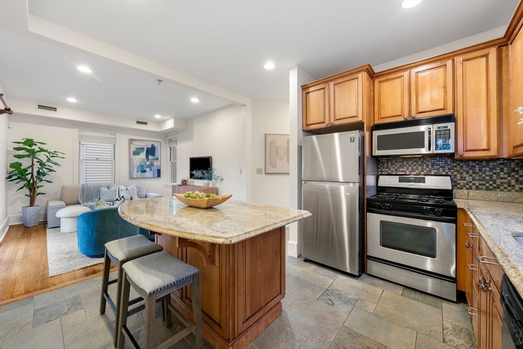 62 Romsey Street # 2