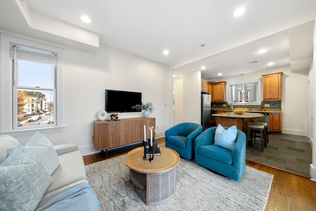 62 Romsey Street # 2