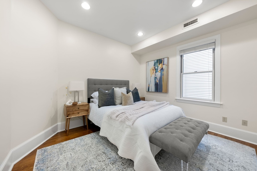 62 Romsey Street # 2