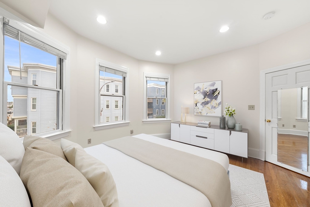 62 Romsey Street # 2