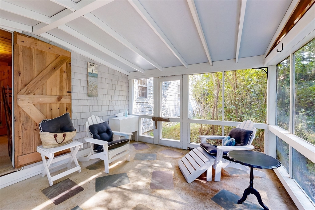 3 Spring Valley Rd