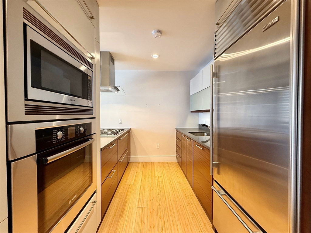 45 Province St # 1803