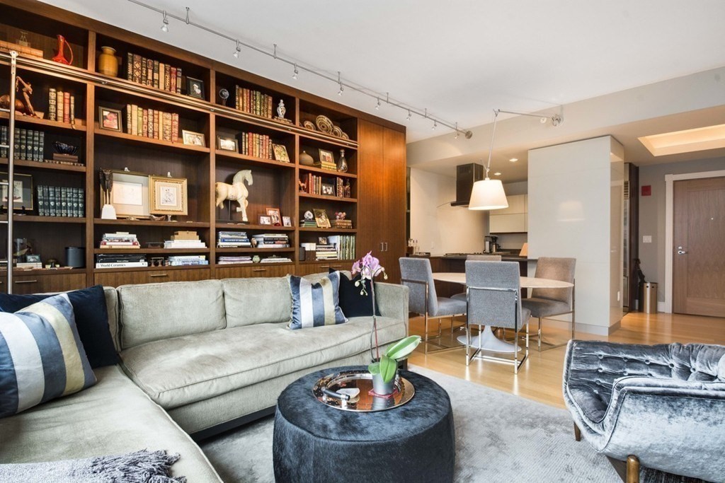 45 Province St # 1803