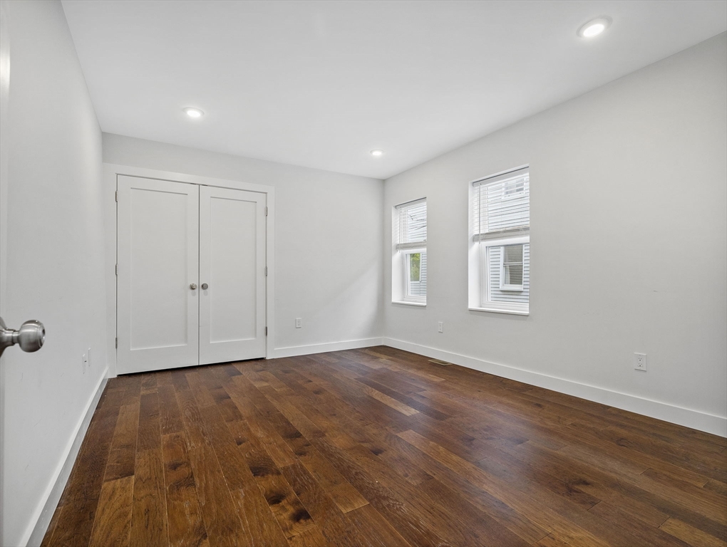 79 Bailey Rd # 1