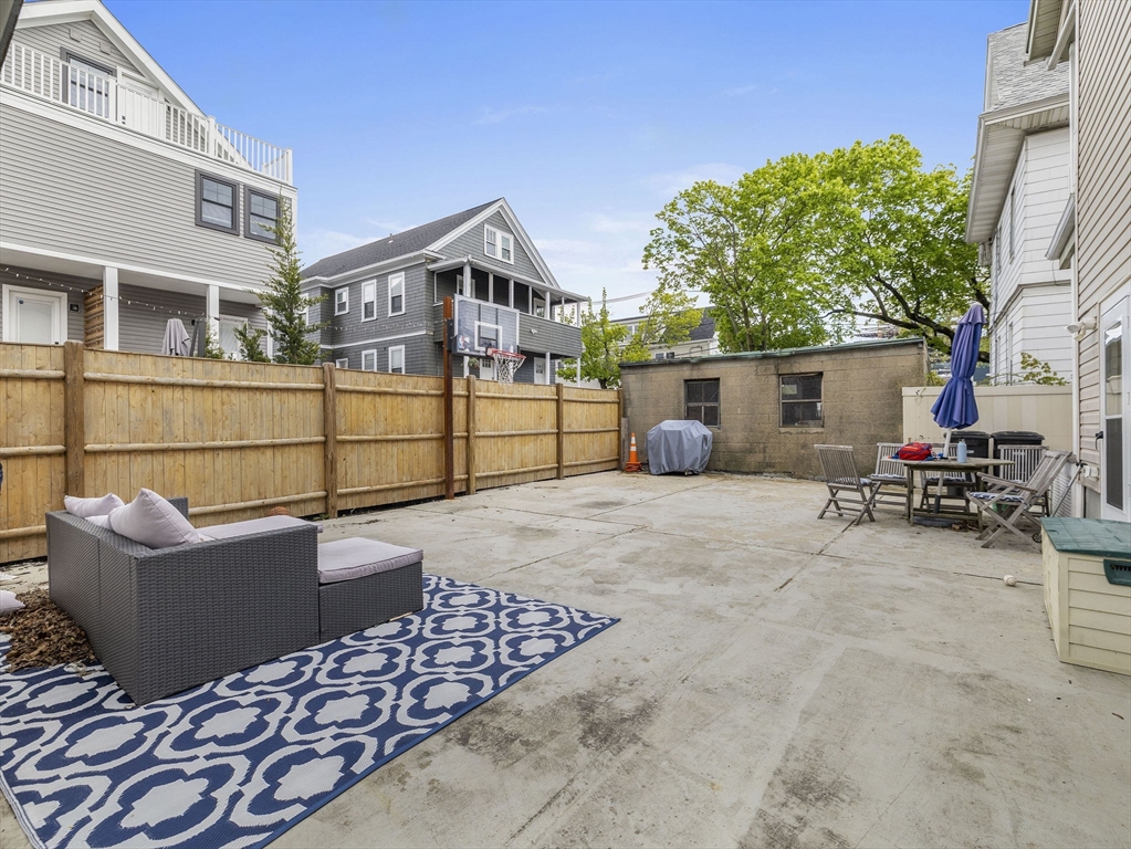 79 Bailey Rd # 1
