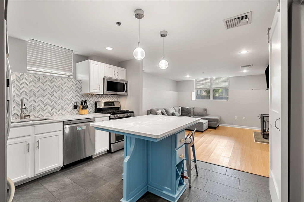 2277 Massachussetts Ave # 1