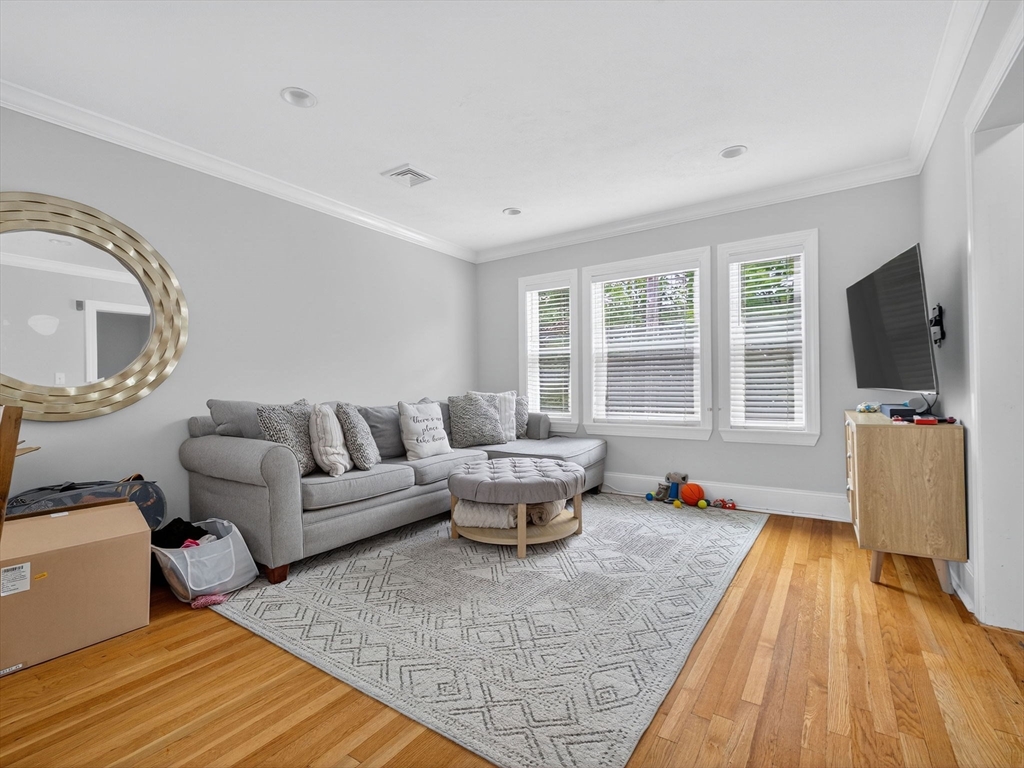 81 Bailey Rd # 2