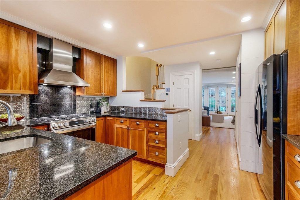44 Dartmouth Street # 1 Unit: #1