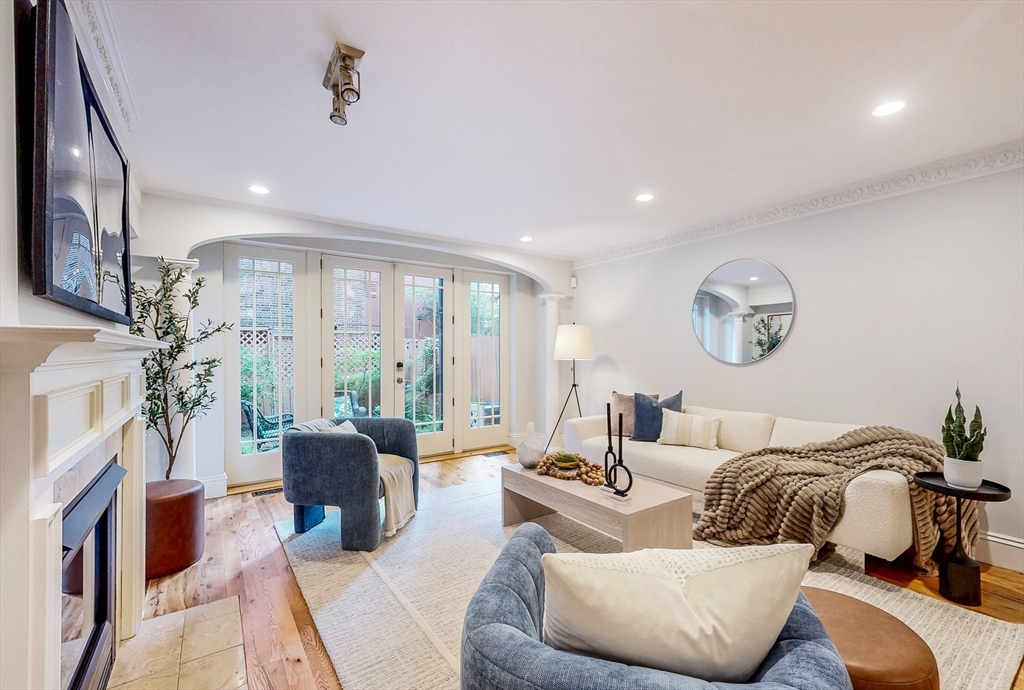 44 Dartmouth Street # 1 Unit: #1