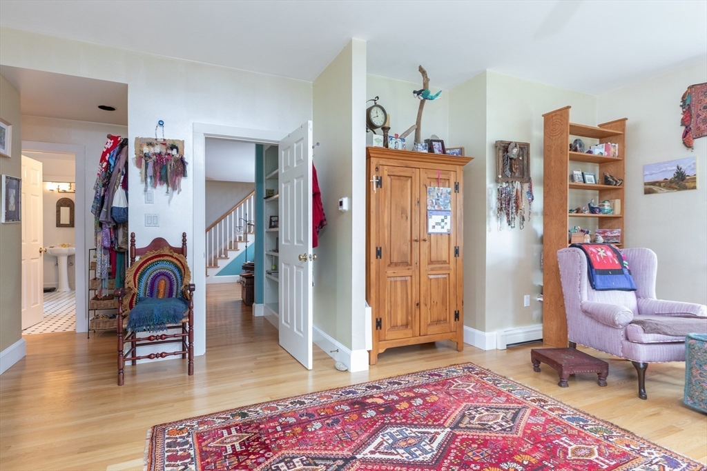 56 Bridle Path Rd