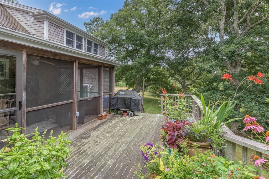 56 Bridle Path Rd