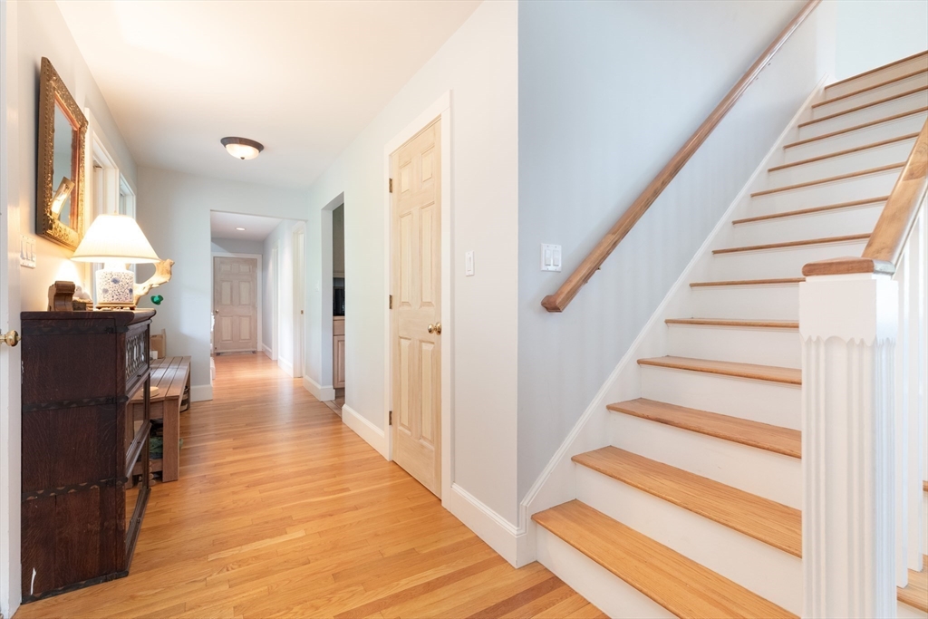 56 Bridle Path Rd