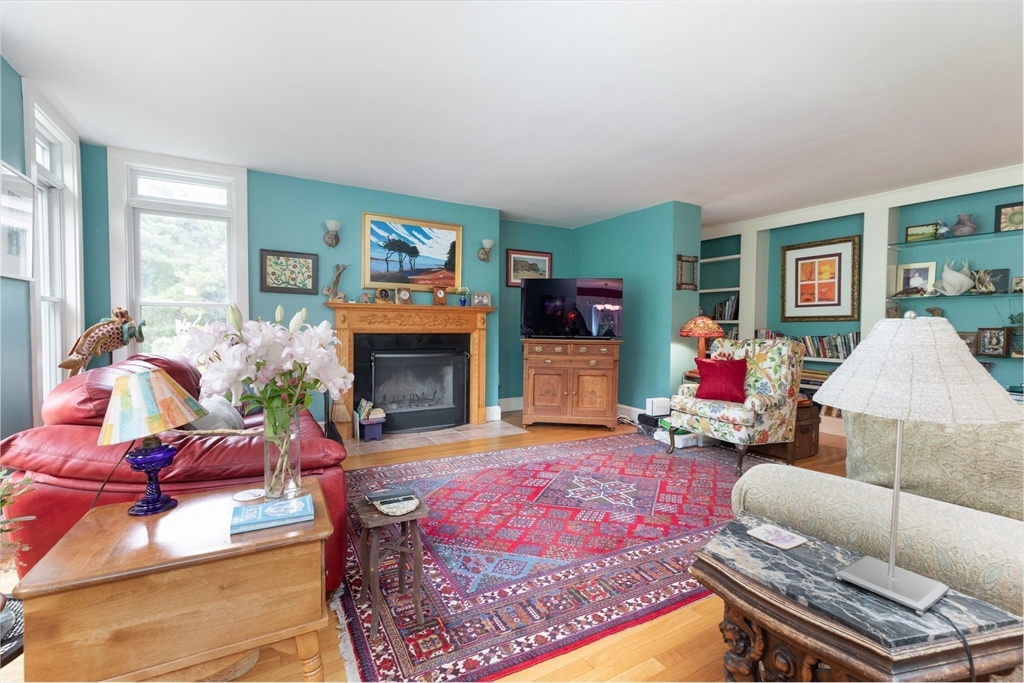 56 Bridle Path Rd
