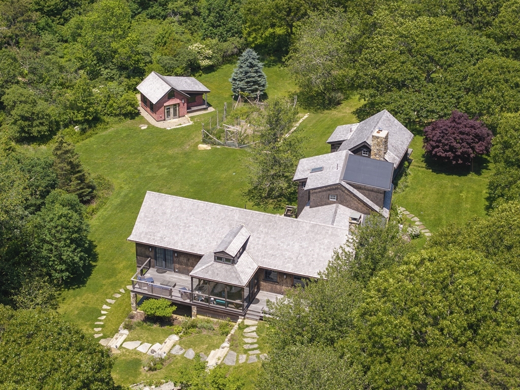 15 Old Farm Rd