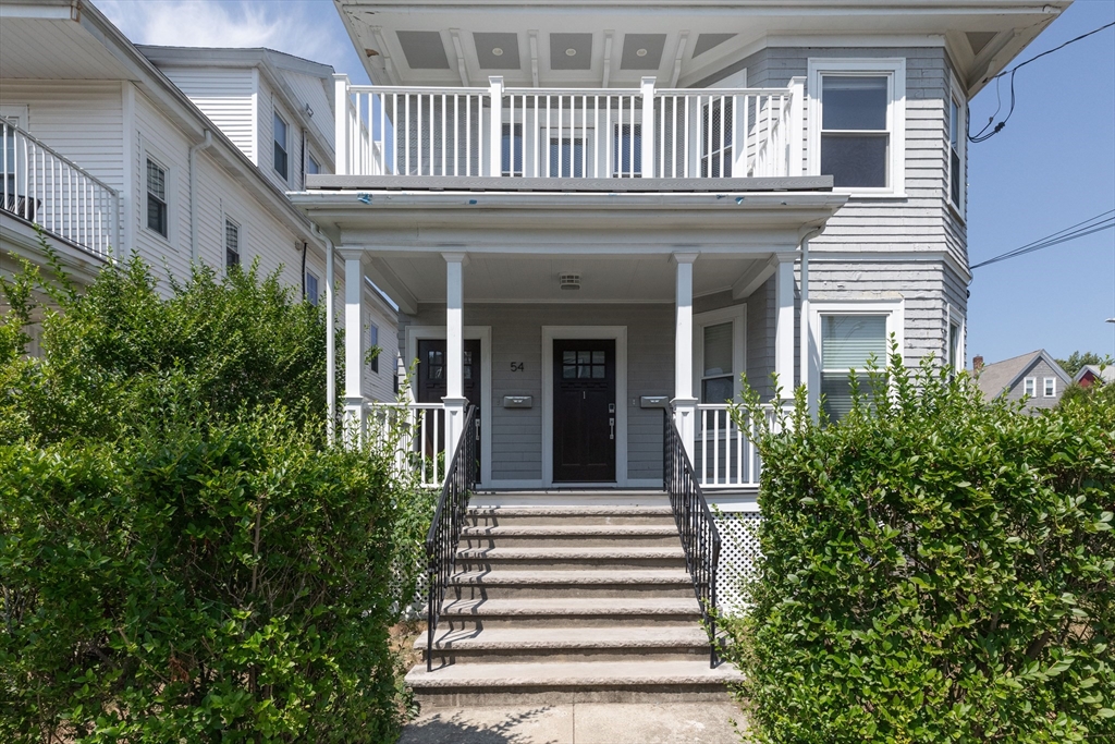 54 Marathon St # 1