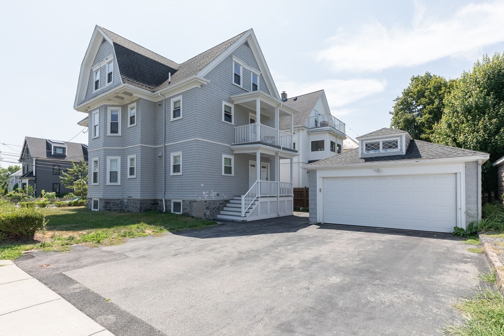 54 Marathon St # 1