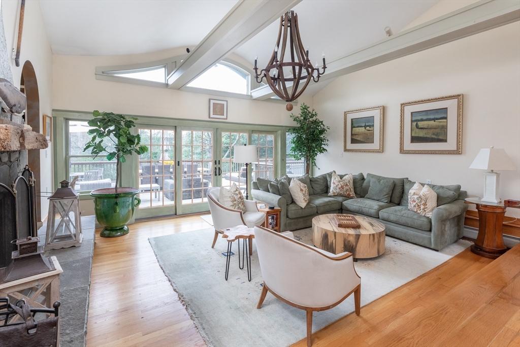 79 David Ave