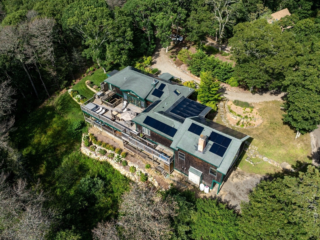 79 David Ave