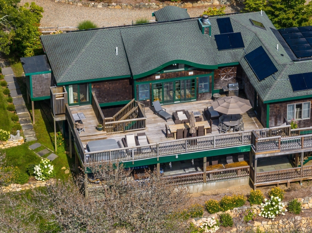 79 David Ave