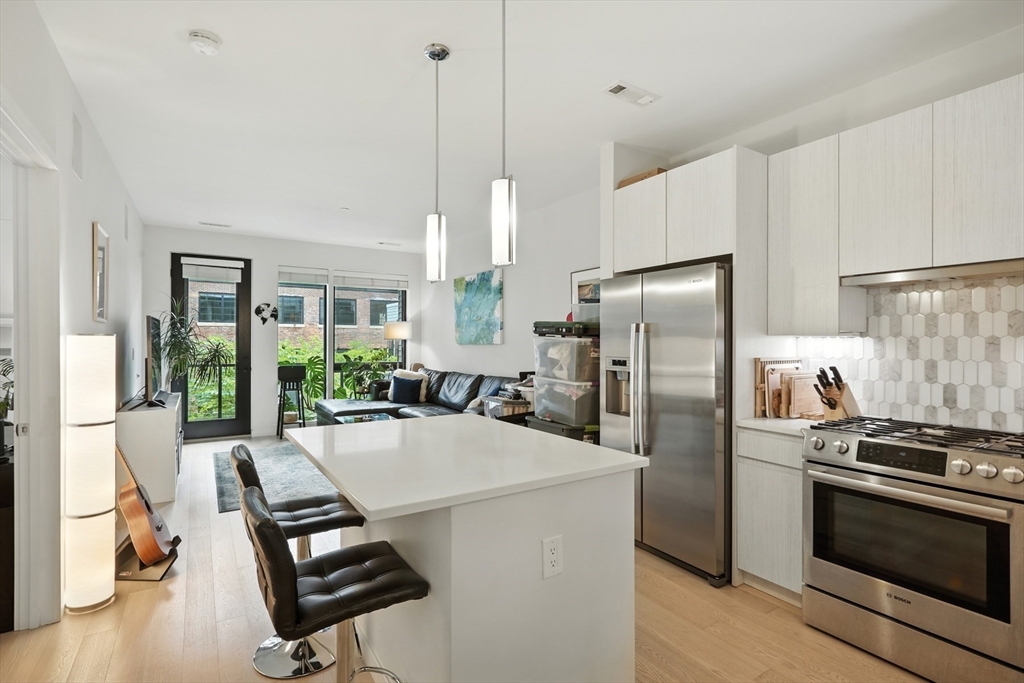 45 W 3rd St # 304
