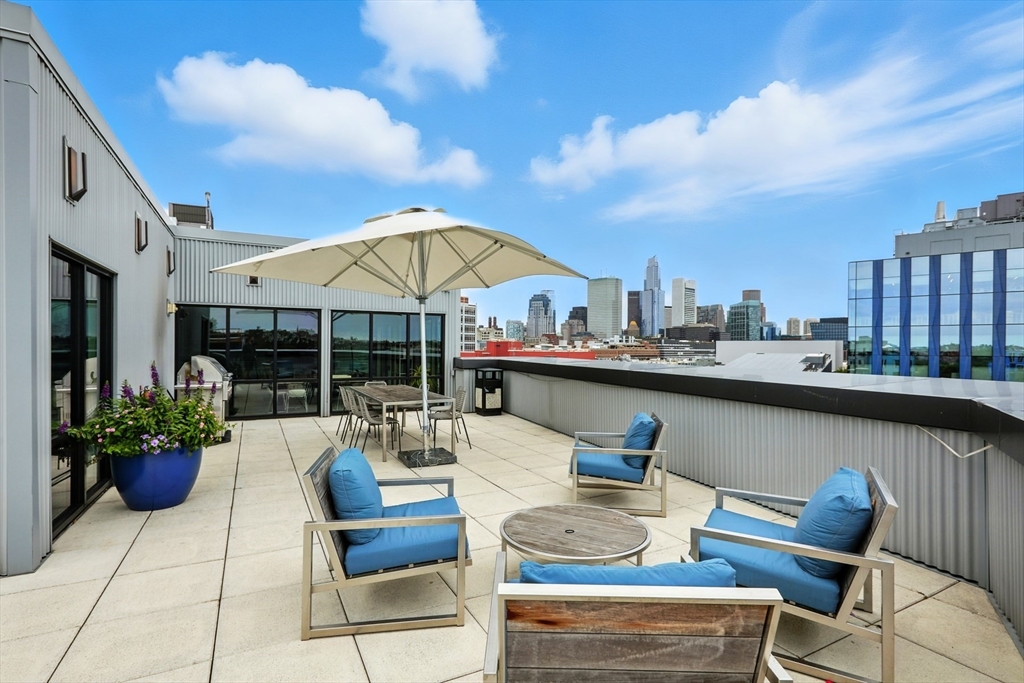 45 W 3rd St # 304