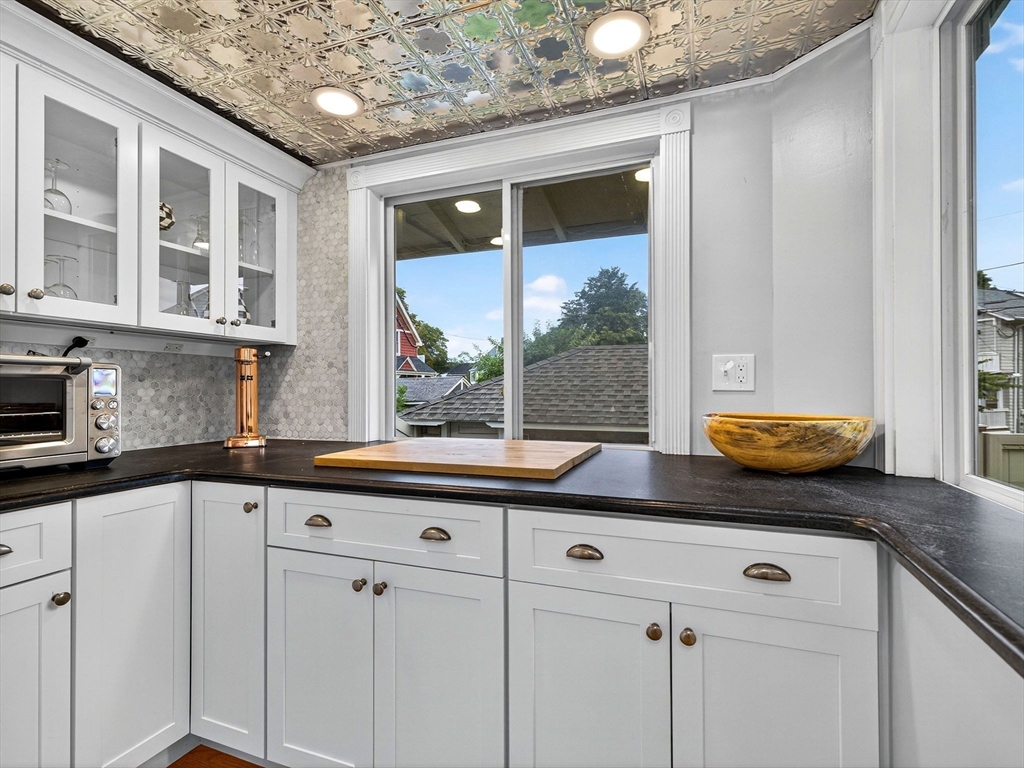 5 Lyman Ave