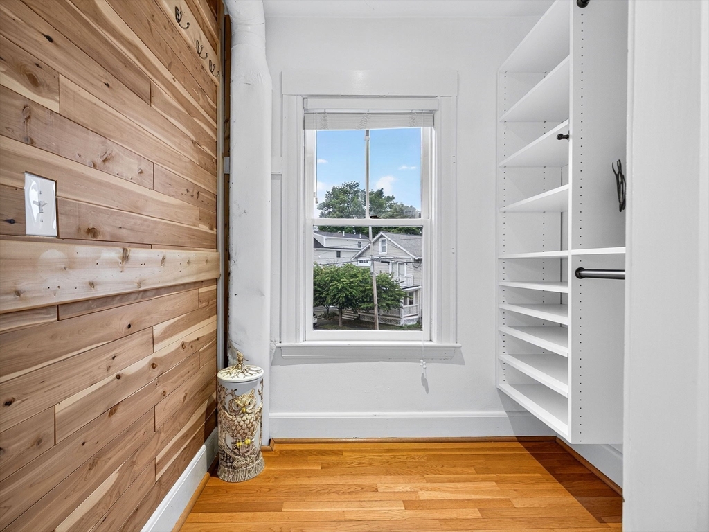 5 Lyman Ave