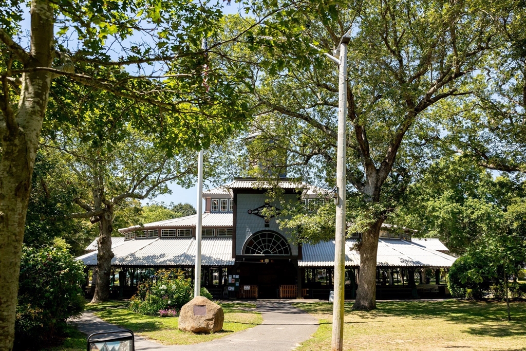 41 Trinity Park