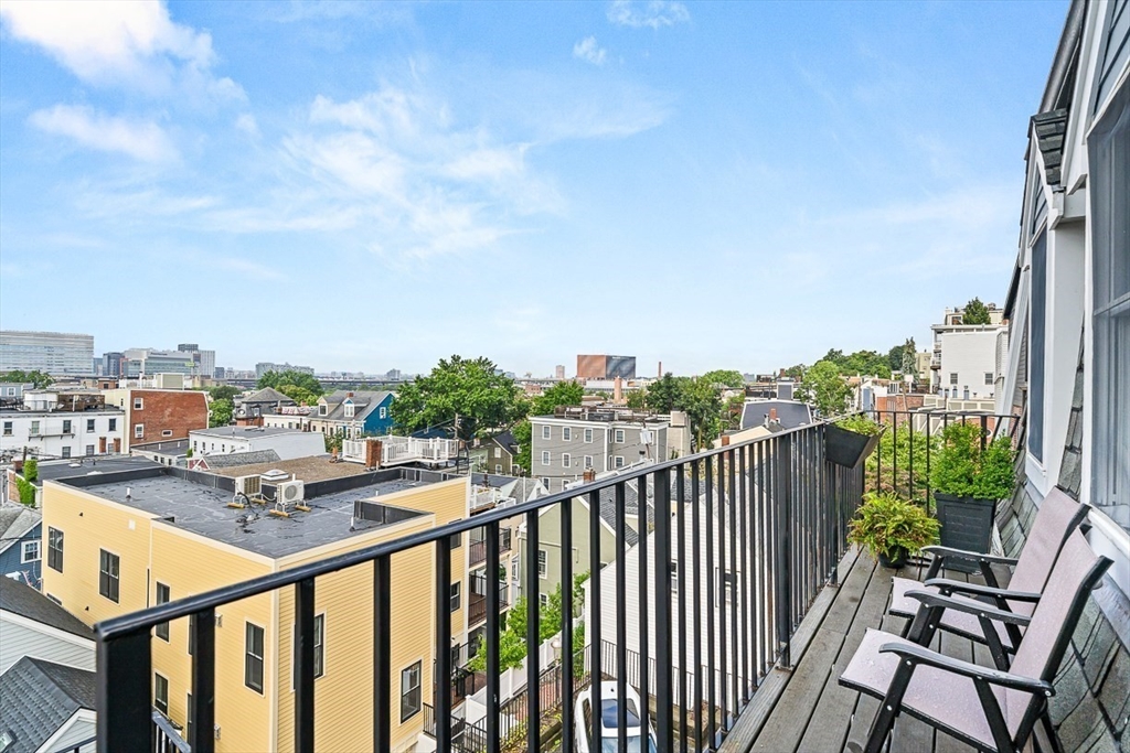 246 Bunker Hill St # 3