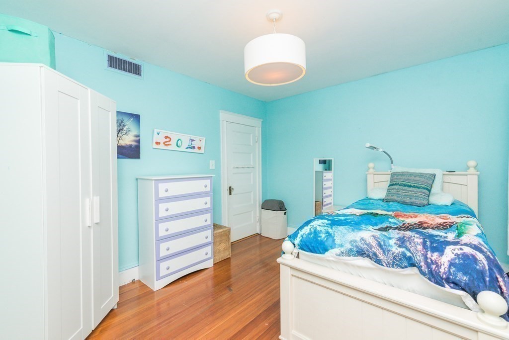 97 Circuit Rd