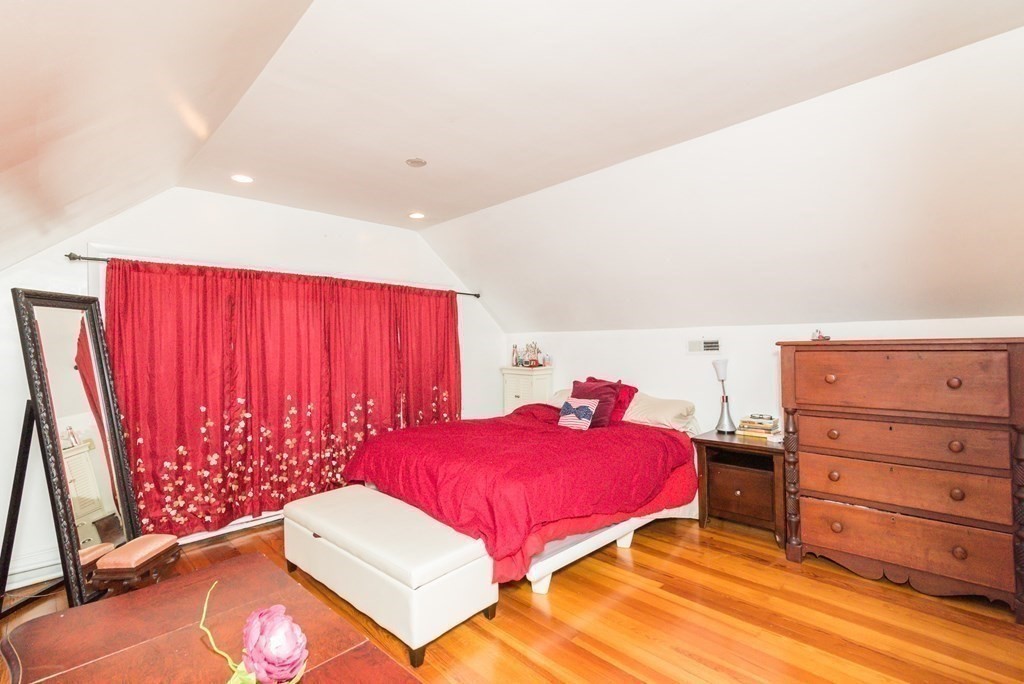 97 Circuit Rd