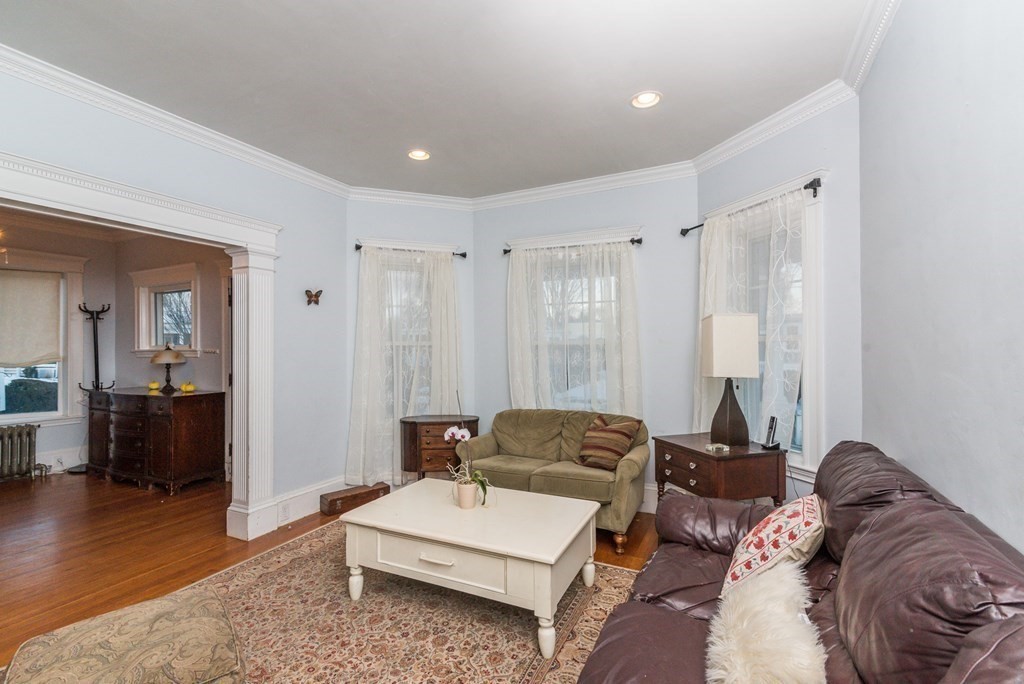 97 Circuit Rd
