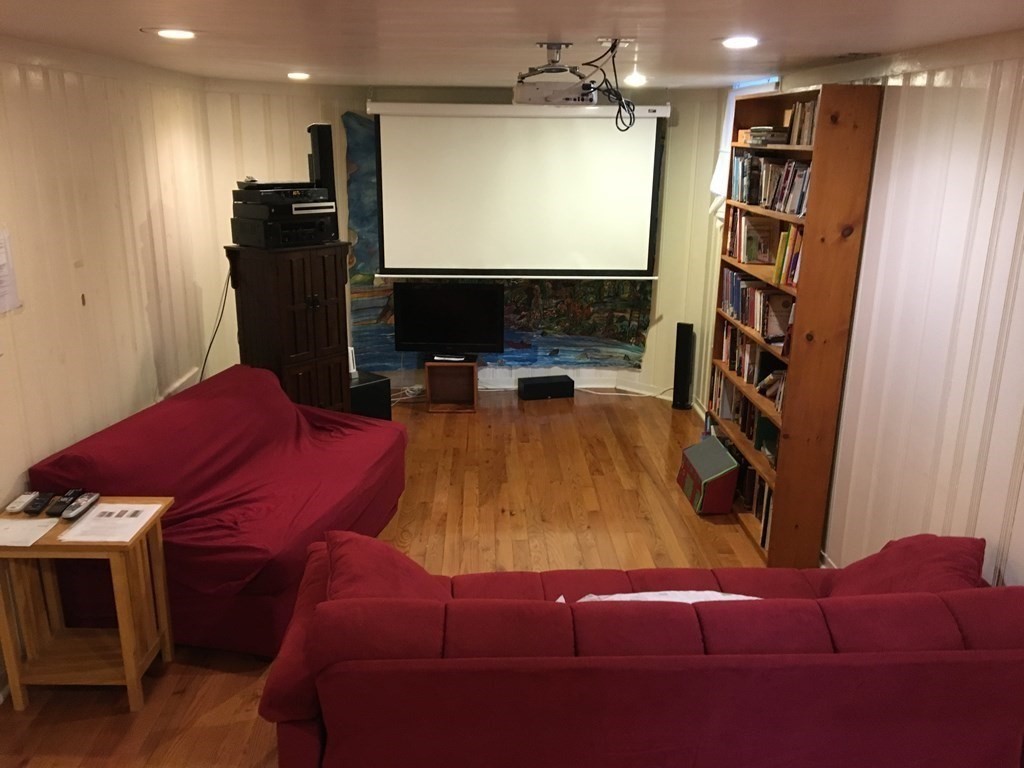 97 Circuit Rd
