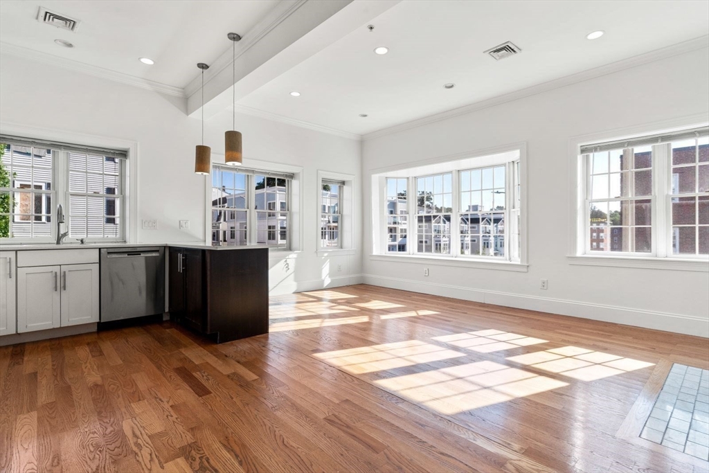 823 East Sixth Street # 3