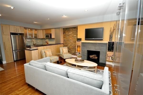 396 Beacon Street # 7