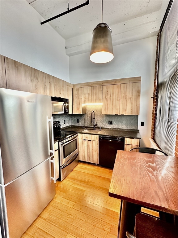 320 West Second # 403