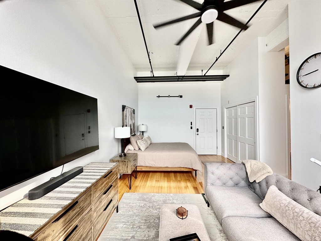 320 West Second # 403