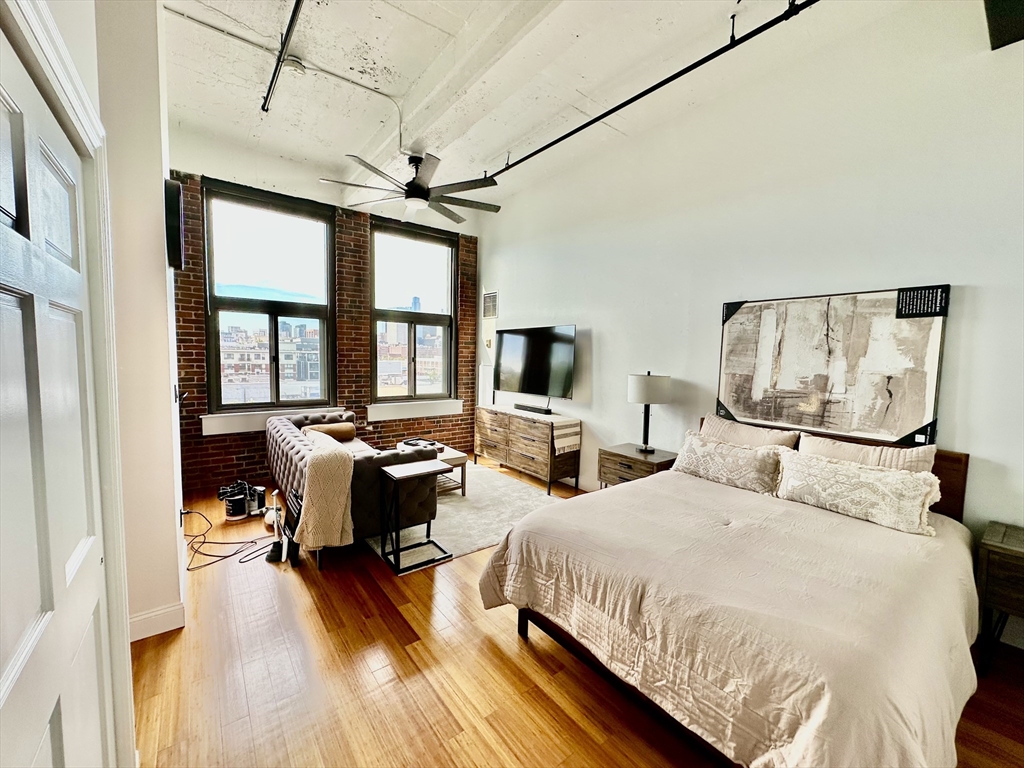 320 West Second # 403