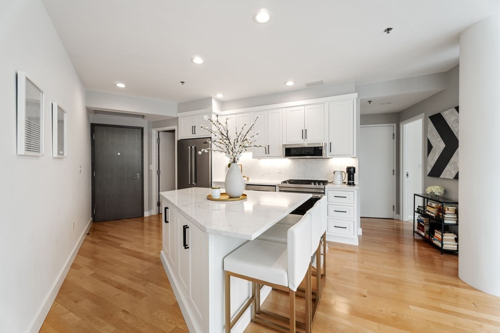 9 W Broadway # 321