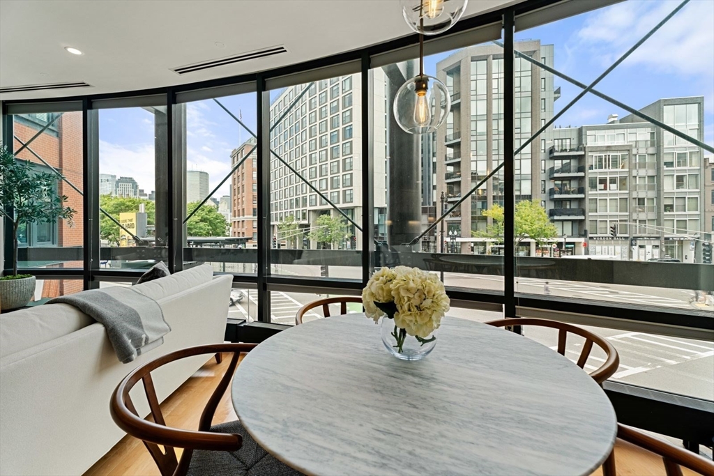 9 W Broadway # 321