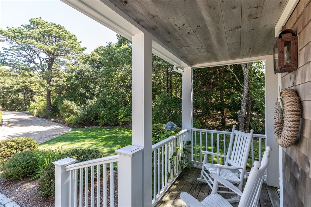 8 Old Dunhams Corner Way