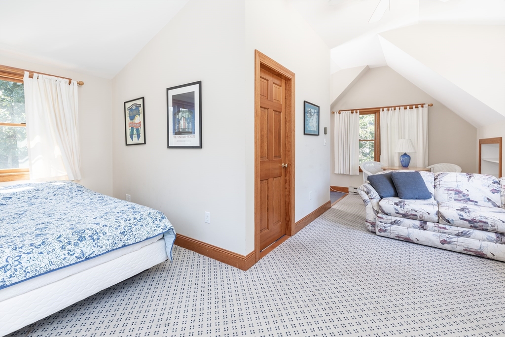 8 Old Dunhams Corner Way