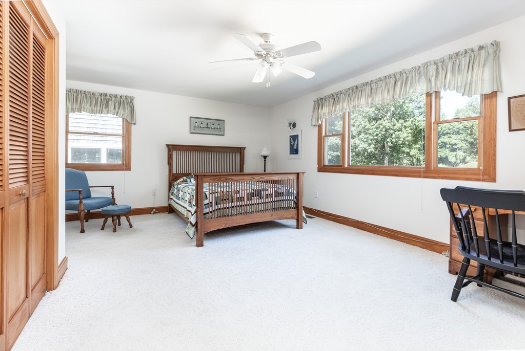 8 Old Dunhams Corner Way
