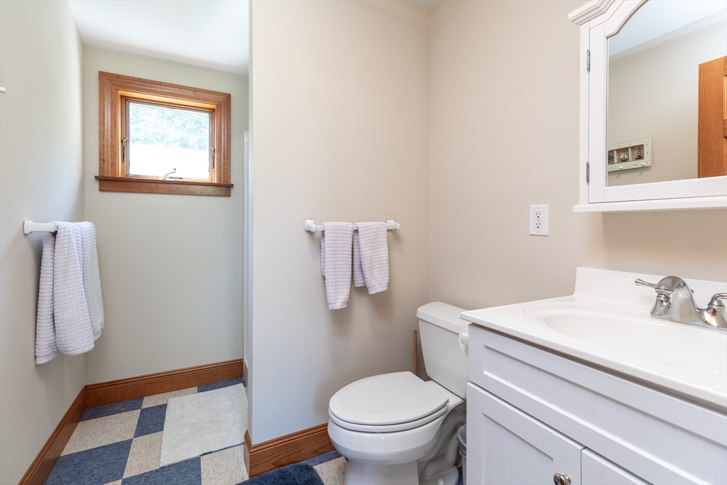 8 Old Dunhams Corner Way