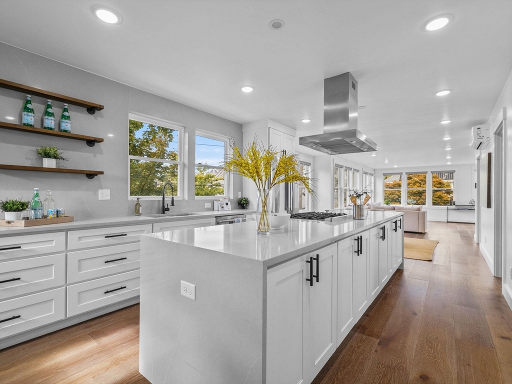 62 Governor Winthrop Rd # 2