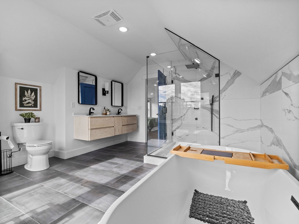 62 Governor Winthrop Rd # 2