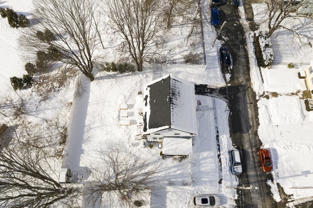 16 Alvarado Ave